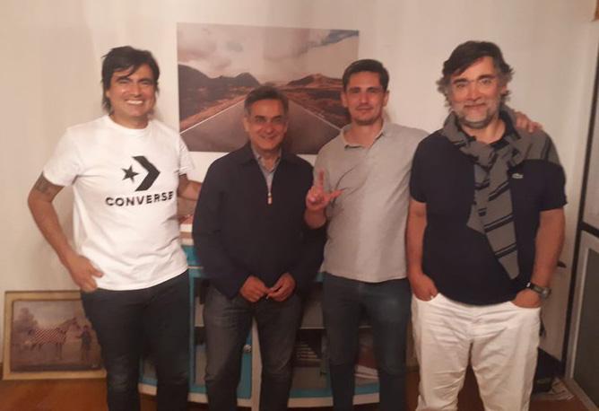 Rosales de gira, y una mesa con amigos en San Luis